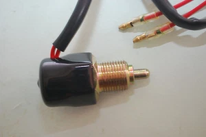 BACK UP LIGHT SWITCH ASSY TOYOTA LAND CRUISER FJ40 FJ43 FJ45 BJ40 BJ42 HJ45 - Foto 1 di 3