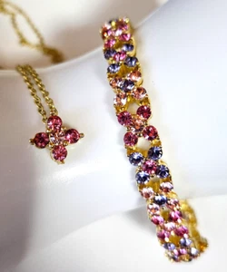 Pulsera Joan Rivers Vintage Cristal Azul y Rosa Tono Dorado con Collar Colgante Rosa - Imagen 1 de 5