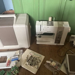 MÁQUINA DE COSER ELECTRÓNICA BERNINA 930 RECORD - EN CAJA - HECHA EN SUIZA - GWO - Imagen 1 de 16