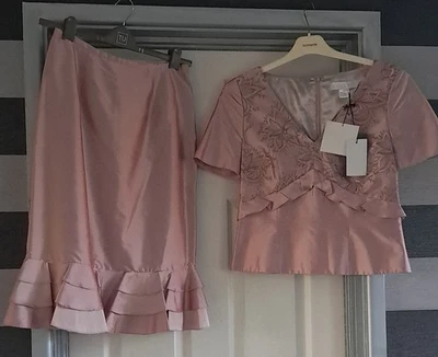 Size 12 New with tags COTERIE Stunning pink skirt suit. 100% Silk. - Image 1 of 4