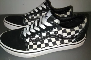 VANS Old Skool Youth Size US 4.5 Checkered Black White Suede Shoes - Picture 1 of 7