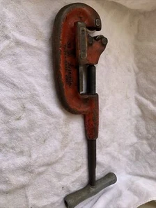 Ridgid Heavy Duty Pipe / Tube Cutter No 2A (1/8 - 2") USA Made - Good Condition - Picture 1 of 5