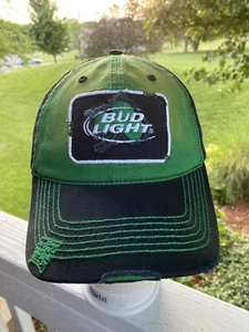 Gorra Bud Light Día de San Patricio Trébol Bola Sombrero Verde Negro Envejecido de Fábrica - Imagen 1 de 6