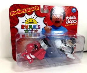 NUEVO Ryan's World RACERS Paquete de 2 Aviones Rojos SKY FIGHTER Blanco COHETE NAVE Coche Espacial - Imagen 1 de 8