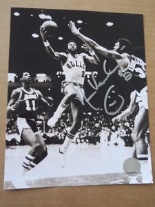 Fotografía Autografiada Norm Van Lier 8" X 10" - Baloncesto - Chicago Bulls - Imagen 1 de 2