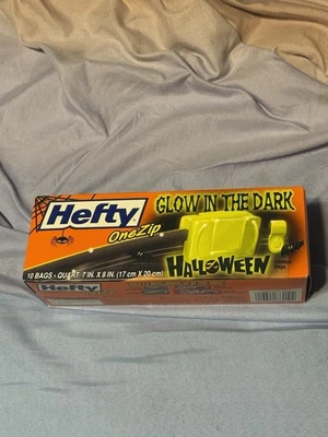 Bolsas de colección fuertes con una cremallera de Halloween que brillan en la oscuridad tamaño cuarto paquete de 10 ¡NUEVAS! Foto 1 de 4