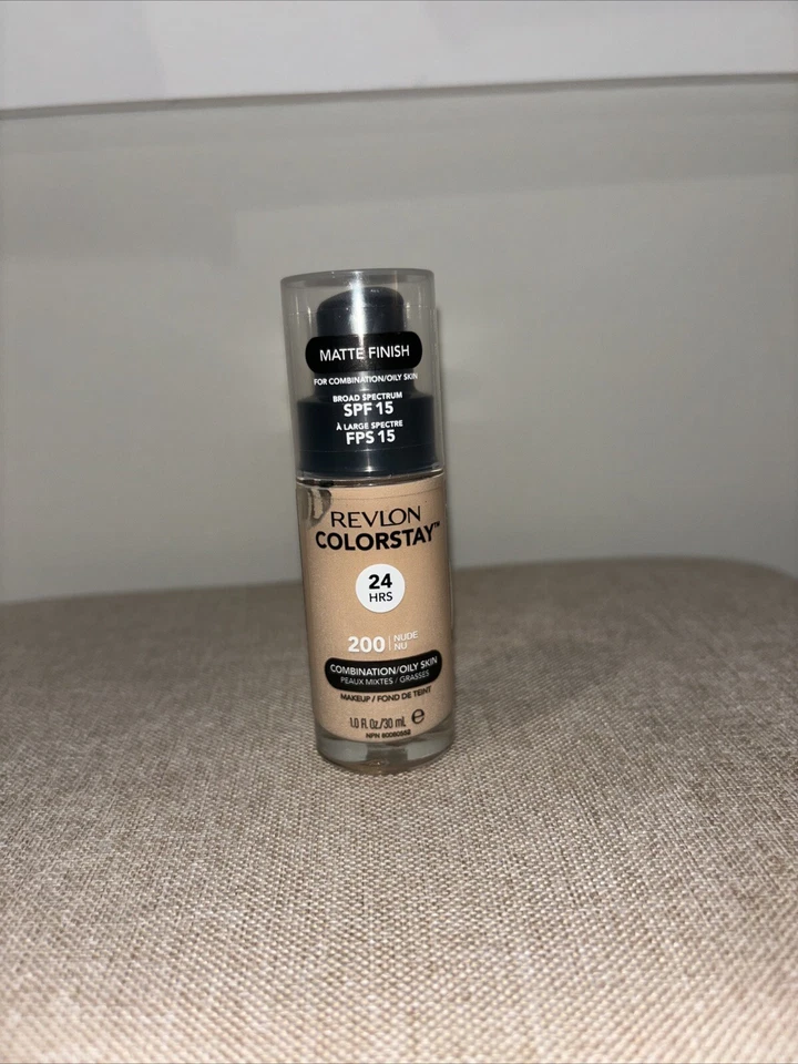 Revlon Colorstay Makeup 24hr SPF15 Combination/Oily (1oz/30mL) NEW Shade 200 - Image 1 of 1