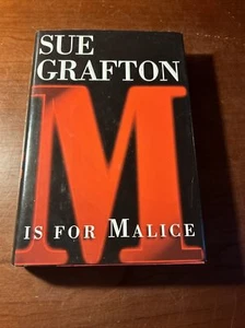 Kinsey Millhone Alphabet Mysteries Ser.: M Is for Malice : A Kinsey Millhone... - Imagen 1 de 11