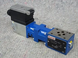 Bosch Rexroth 0 811 402 182  ZDRE 6VP1X-1X/180G24-25Z4M 0 811 405 143 - Bild 1 von 8