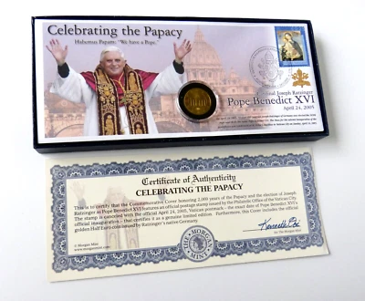 Celebrando el Papado Papa Benedicto XVI Cubierta Conmemorativa Sello y Moneda Foto 1 de 4