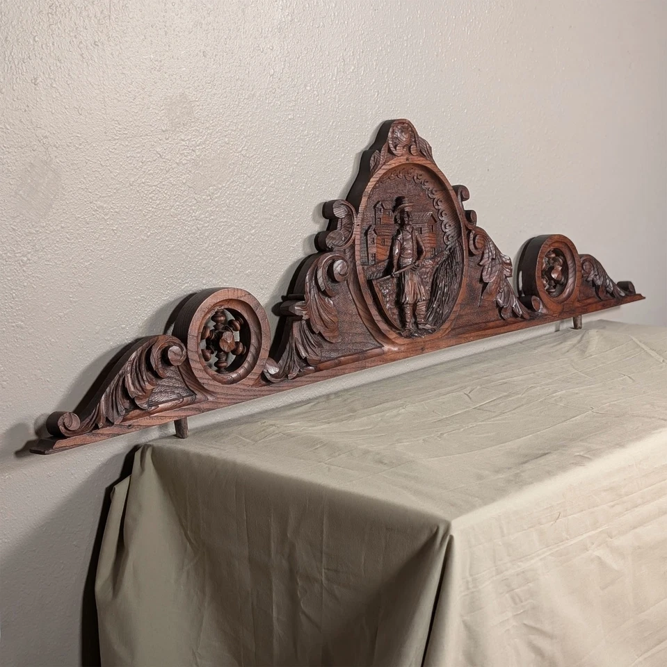 French Breton/Brittany Antique Carved Chestnut Wood Pediment Crest Crown - Image 1 of 4