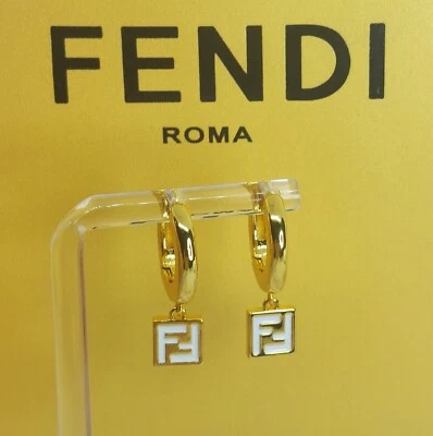 Серьги FENDI - коробка недоступна. - Изображение 1 из 3