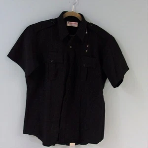 Horace Small Herren Kurzarm Hemd Uniformärmel Reißverschluss unten Kragen schwarz Größe L - Bild 1 von 5