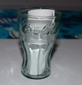 Mini vaso de chupito de jugo Coca-Cola Coca-Cola “vidrio genuino” 2,5 oz 3” de alto NUEVO - Imagen 1 de 3