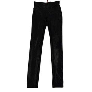 Spanx Kunstleder Leggings schwarz hohe Taille Bauchkontrolle Small gebraucht, in einwandfreiem Zustand - Bild 1 von 5