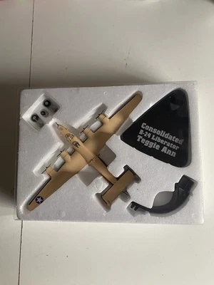 Consolidated B24 Liberator Atlas Editions 1/144 - USAAF 515 Sqn Teggie Ann EN CAJA Foto 1 de 4