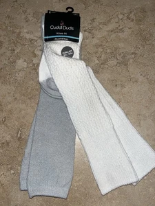 Neu Cuddl Duds 2 Paar kniehohe Plüschfüllung Socken Gr. 4-10 grau weiß - Bild 1 von 2