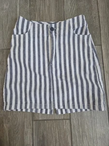Brandy Melville Minigonna a Righe Tessuto Grigio Bianco Estiva Nautica Elasticizzata - Foto 1 di 5