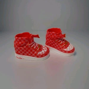 2022 Rainbow Junior High Ruby Anderson Sneaker rot und pink  - Bild 1 von 4