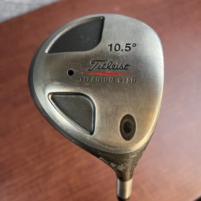 Titleist Titanium 975D 10.5° Driver Harrison classic graphite Shaft Lamkin Grips - Image 1 of 4
