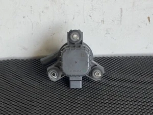 2010-2015 Toyota Prius AISIN Inverter Water Pump G9040-52010 OEM - Picture 1 of 6