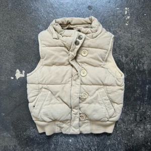 Gap Unisex Kids Fleece Sleeveless Full Zip Puffer Vest Beige Size Small (6-7) - Picture 1 of 9