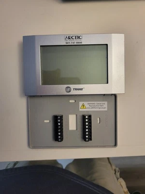 Trane Touch Screen Comfort Control Thermostat TCONT624AS42DAA ZWAVE - Image 1 of 4