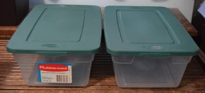 Set di 2 contenitori vintage Rubbermaid #221F SHOEBOX trasparenti con coperchi verdi - Foto 1 di 3
