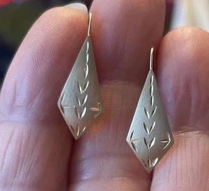 Art Nouveau 14k Gold Earrings Unique Style Hand Carved - Picture 1 of 9