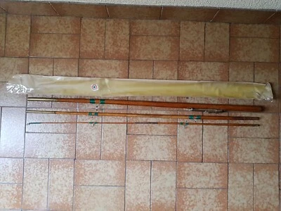 Canne à pêche lancer ancienne bois et laiton Moulinetau - Photo 1/4
