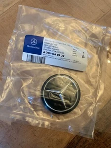 A 0004640432 Empresa Signo Emblema Estrella Volante, R 107 SL W 114 115 116 123 - Imagen 1 de 2