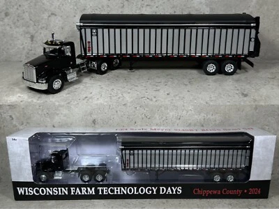 1/64 Peterbilt 385 w/ Meyer 9140RT Boss Forage Trailer SpecCast - Image 1 of 4