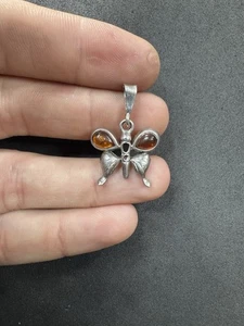 Lote de joyas colgantes mariposa ámbar 925 plata esterlina 3,3 g de colección O - Imagen 1 de 8
