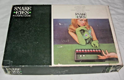 VINTAGE 1968 SELCHOW & RIGHTER SNAKE EYES A CASINO GAME Shut the box - Image 1 of 4