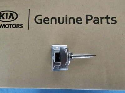 1X NEW  GENUINE KIA XENON BULB D1S XENSTART Philips HID 18647-35006 - Image 1 of 4