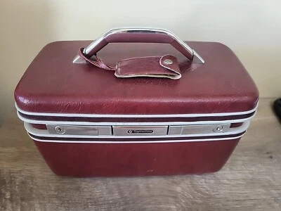 VTG Samsonite Silhouette RED BURGUNDY Train Makeup Overnight Case NO KEY - Image 1 of 4