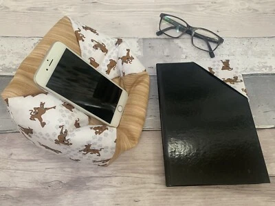 Scooby Doo  XL Mini Phone Holder Cushion iPhone Stand & X2 Bookmarks Gift - Image 1 of 3