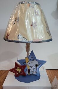 Snoopy 'Champ Snoopy' Bedtime Originals Wooden Star Nursery Lamp New