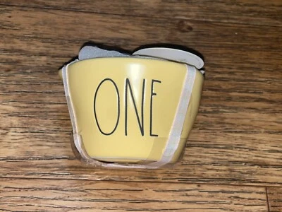 Tazas medidoras amarillas Rae Dunn amarillo macizo difícil de encontrar granja. ¡LEER!! Foto 1 de 4