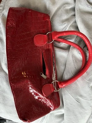 Primewear Red Crocodile Thermal Insulated Clutch Tote Bag  - Image 1 of 4