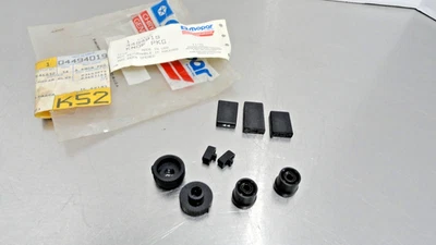 OEM Factory Mopar 4494019 Instrument Panel Bezel Knob Package Dodge Dakota Foto 1 de 4