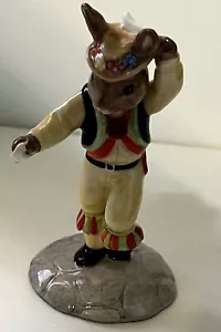 1999 ROYAL DOULTON BUNNYKINS MORRIS DANCER FIGURE - Picture 1 of 4