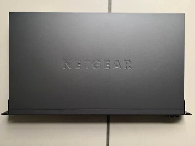 Netgear ProSafe M4100-26G Gigabit Managed Switch with Brackets - Plus x2 SFP's - Image 1 of 4