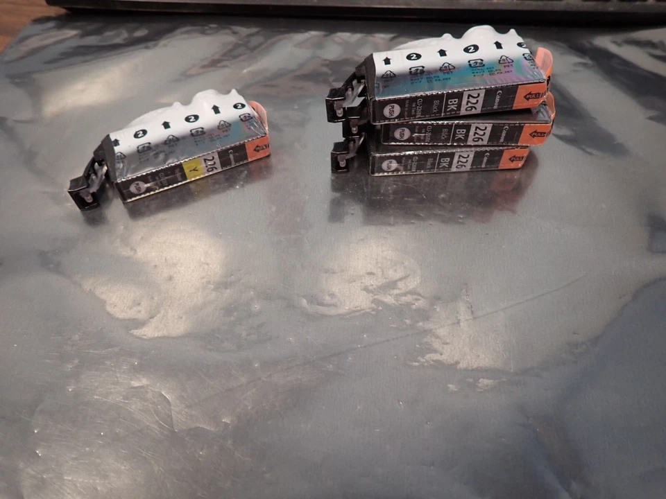 New, Open Box Genuine Canon 226 4PK Lot Ink Cartridges - Image 1 of 1