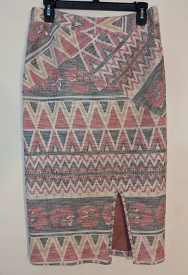 Falda Lápiz Free People Midi Azteca Mendocino Frontal Abertura Crema y Rojo Mediana Foto 1 de 4