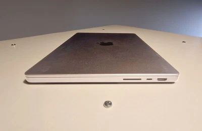 Apple MacBook Pro 14" (1TB SSD, M2 Pro, 16GB) Laptop - Grigio Siderale - 2023 - Immagine 1 di 4