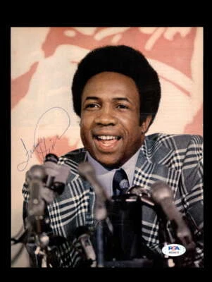 Frank Robinson PSA DNA Signed  8x10 Vintage Photo Autograph Indians - Image 1 of 2