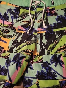 Maui And Sons  Geo Shark Board Shorts 32 #23DI517 - Picture 1 of 6