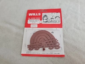 WILLS FINECAST OO RefSS55 BRICK ARCH OVERLAY PLASTIC MODEL KIT SS55 - Picture 1 of 12