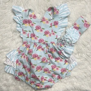 NEU Serendipity Bubble Strampler Rüschen & Blumen Rosenmuster & Stirnband - Größe 12m - Bild 1 von 1